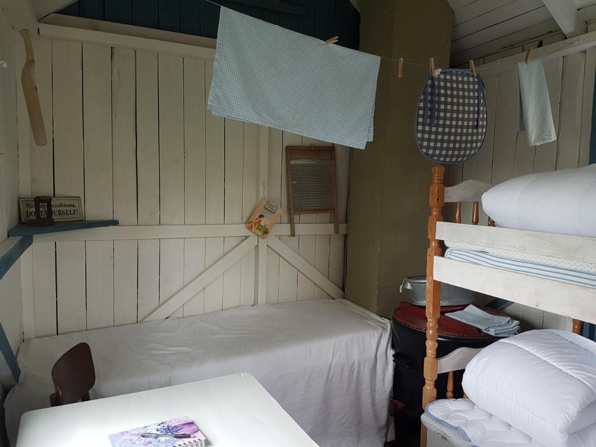 Bradtom Slusscafe & Stugor Norrkoping Bagian luar foto