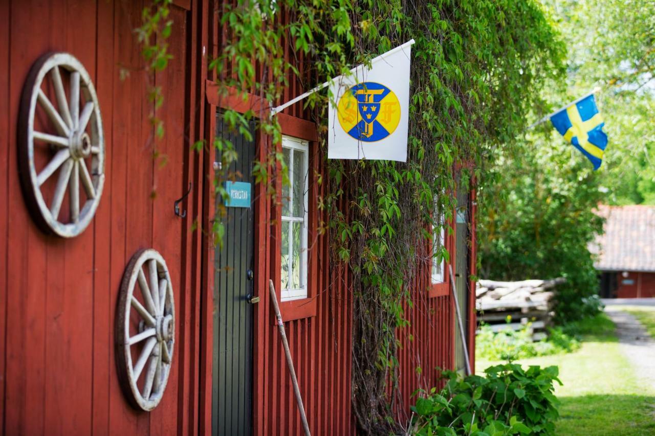 Bradtom Slusscafe & Stugor Norrkoping Bagian luar foto