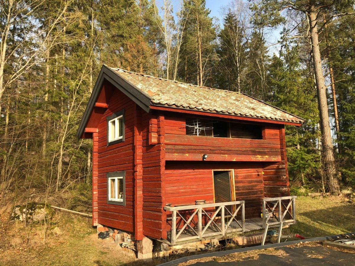 Bradtom Slusscafe & Stugor Norrkoping Bagian luar foto